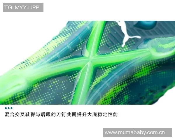 打造足球场上的速度与力量,揭秘足球鞋的科技创新与设计理念 打造足球场上的速度与力量,揭秘足球鞋的科技创新与设计理念